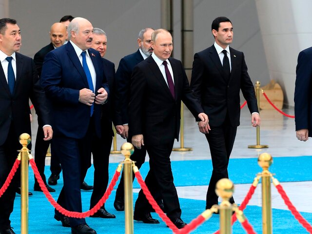 Путин пригласил лидеров стран СНГ на саммит в Санкт-Петербург