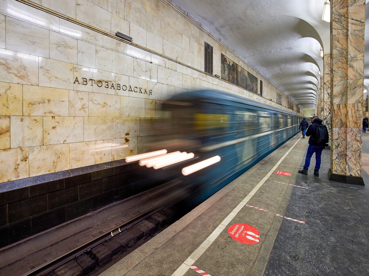 Замоскворецкая линия московского метрополитена. Замоскворецкая (зелёная) линия метро. Автозаводская станция метро 2 Замоскворецкая линия. Автозаводская (станция метро, Москва). Поезда на Замоскворецкой линии.