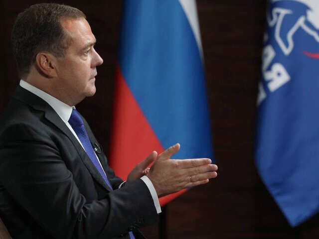 Медведев ожидает повышение стоимости газа до 5 000 евро за тысячу кубометров до конца года