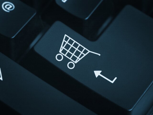 Интернет-магазины могут начать блокировать без суда за продажу нелегальных товаров