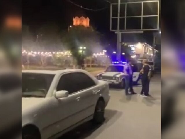 Вооруженный гранатой мужчина ворвался в мэрию города Масис в Армении