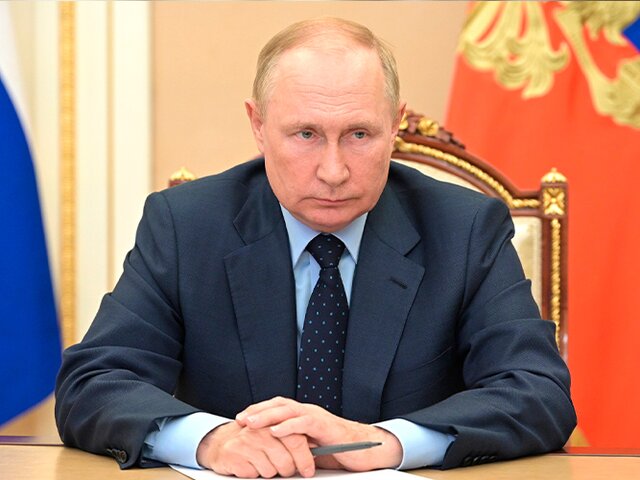 Путин призвал врио главы Кировской области "не запихивать проблемы под ковер"