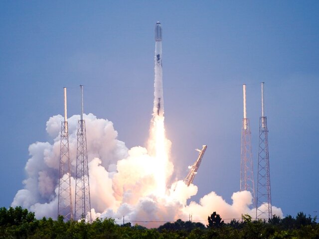 Space X вывела на орбиту новую партию из 46 интернет-спутников Starlink
