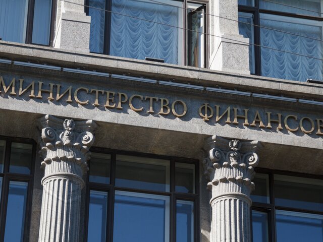 Минфин РФ разрешил экспортерам зачислять валютную выручку на иностранные счета
