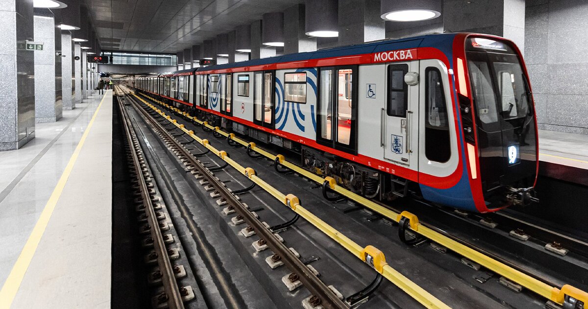 Включи поезд метро. Самый новый поезд метро. Метро поезд Москва 2023. Самые новые поезда БКЛ. Открытие БКЛ 2023.