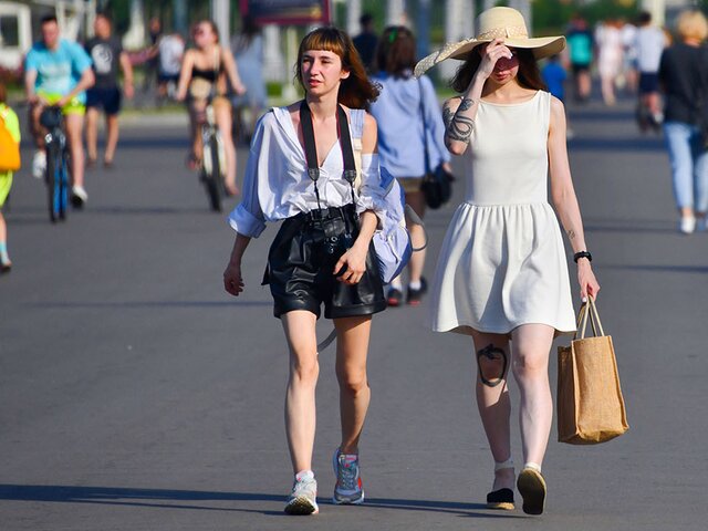 Москвичей предупредили о жаре до 32 градусов в воскресенье
