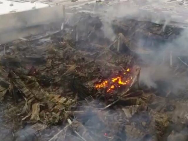 СК показал последствия пожара в гипермаркете OBI в Химках