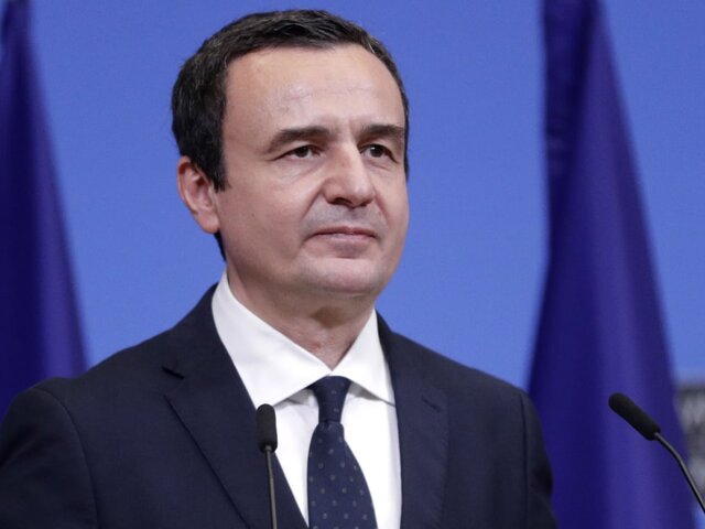 Премьер Косово отложил введение штрафов за сербские номера на машинах