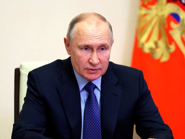 Путин заявил, что России не нужны подавляющие самобытность стандарты