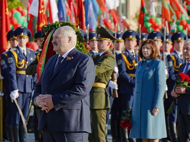 В Кремле объяснили отсутствие Лукашенко на неформальном завтраке 9 мая