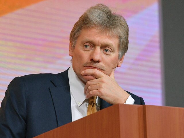 В Кремле выразили несогласие со словами Макрона о зависимости РФ от КНР