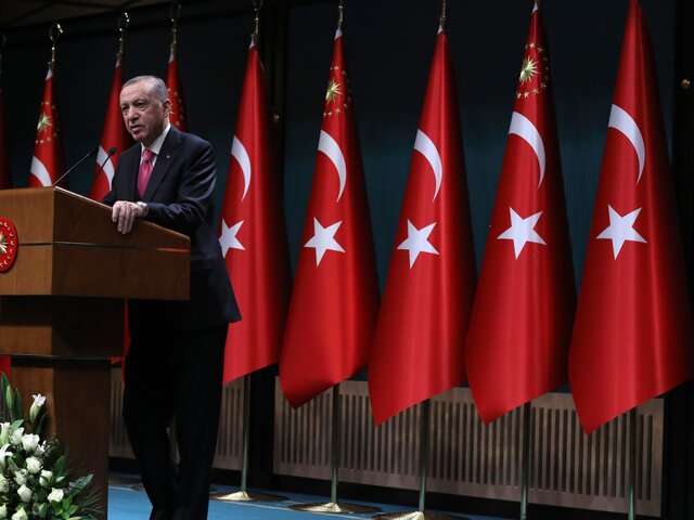 Альянс во главе с Эрдоганом получит большинство мест в парламенте