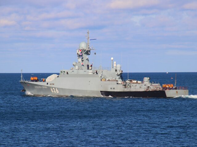 Губернатор Севастополя предупредил о громких звуках, связанных с тренировками флота