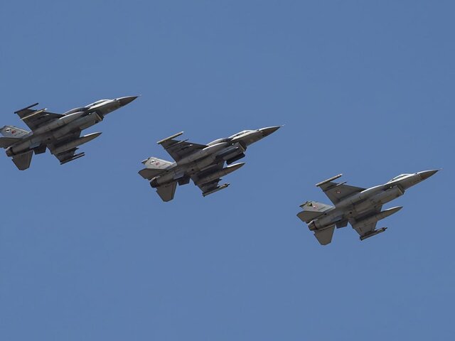 Зеленский заверил Байдена, что не будет использовать F-16 на территории РФ