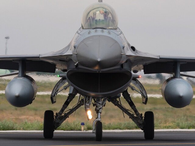 Бельгия не сможет передать Киеву истребители F-16 – СМИ