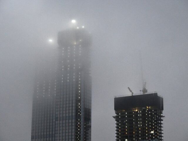 Москвичей предупредили о тумане до утра вторника