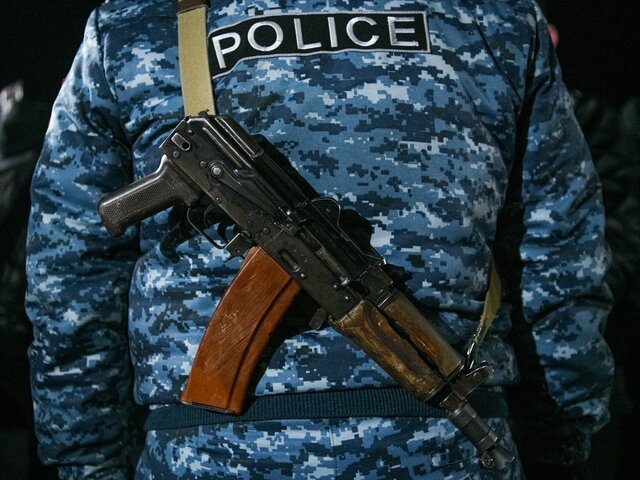 Вооруженный гранатой мужчина ворвался в здание полиции в Гюмри – СМИ