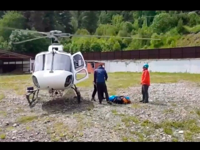Спасатели нашли двух пропавших в горах Карачаево-Черкесии туристов из Москвы – СУСК