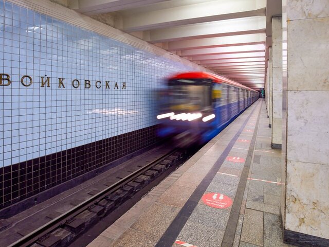 Сбой в движении поездов произошел на северном участке Замоскворецкой линии метро Москвы