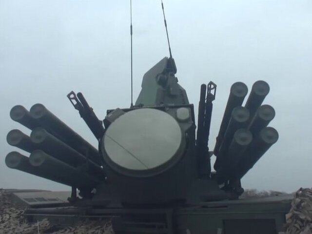 Система ПВО сбила несколько беспилотников рядом с Курском