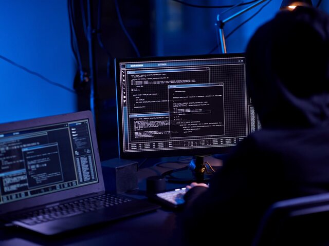 Госдума одобрила закон о конфискации имущества и денег у киберпреступников