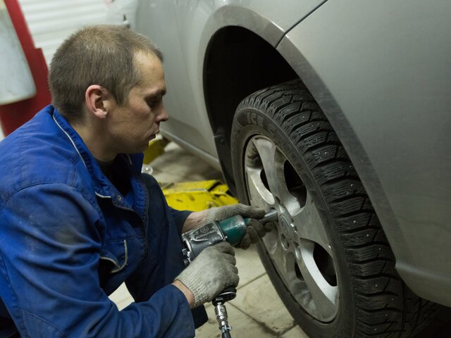 Запрет на использование шин не по сезону ввели в России