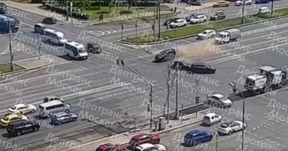 Авария такси в москве