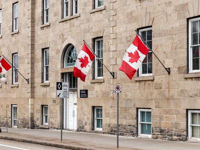 Канада ввела санкции против 24 лиц и 17 организаций за предполагаемую поддержку СВО