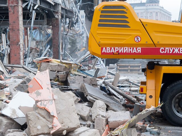 Заброшенное здание демонтировали в Гагаринском районе на юго-западе Москвы