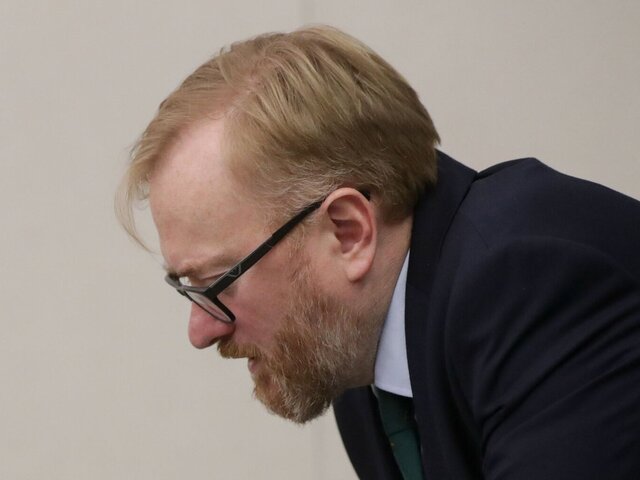 Депутат Милонов попросил проверить всех покинувших РФ деятелей культуры