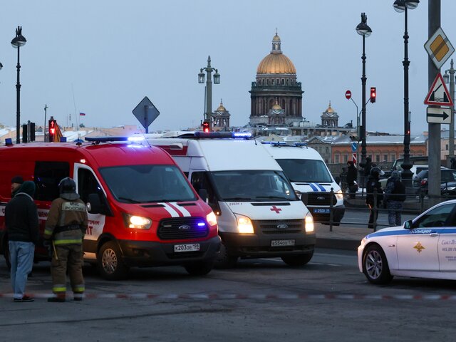 Число пострадавших при взрыве в кафе в Петербурге увеличилось до 40 человек