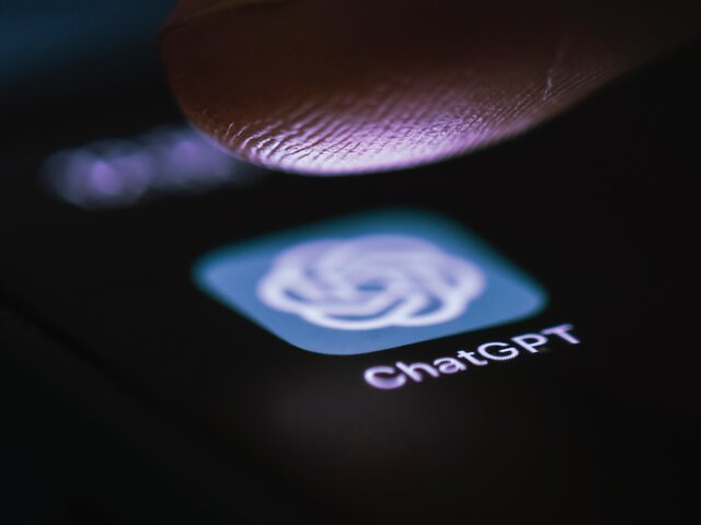 Италия ограничила доступ к чат-боту ChatGPT