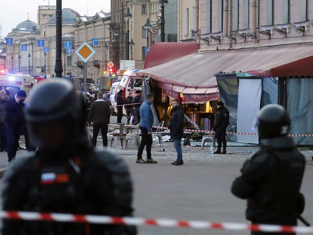 Пострадавшие при взрыве в кафе в Петербурге получат денежные компенсации
