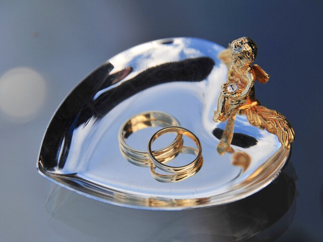 Астролог назвала неудачные дни для регистрации брака