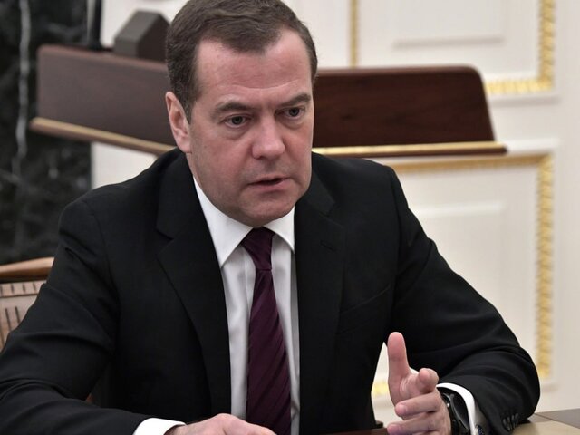 Медведев после атаки на Кремль призвал к физическому устранению Зеленского