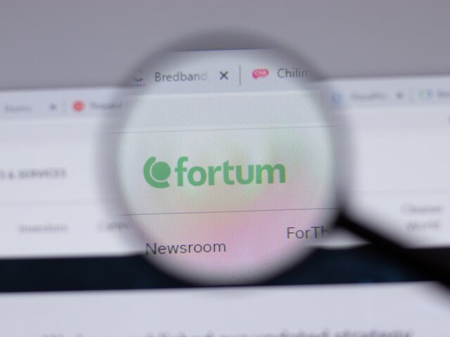 Песков заявил о законности передачи акций Fortum во временное управление Росимуществу