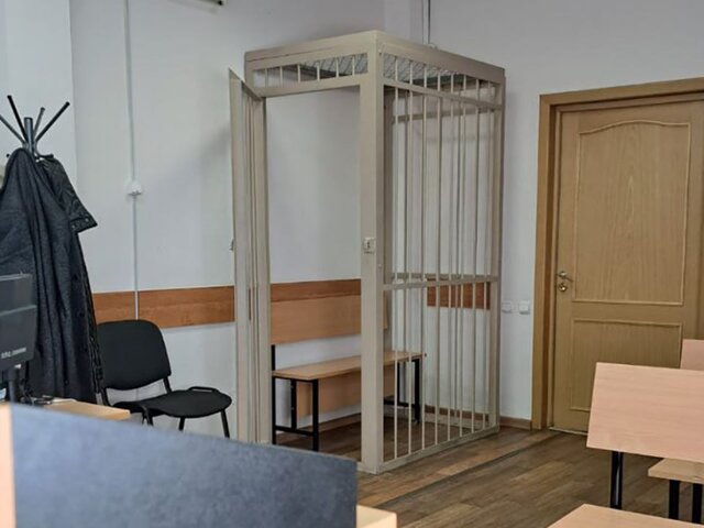 Суд арестовал подозреваемую в убийстве семиклассницы в Петербурге до 2 июля