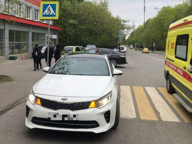Автомобиль сбил двух детей на востоке Москвы