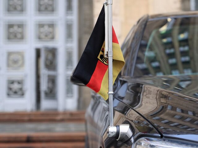 В МИД ФРГ заявили о возвращении в Берлин части диппредставительств из России