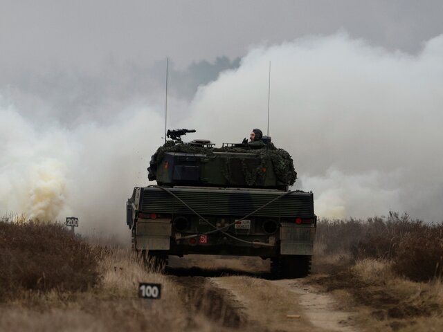 Польский офицер сообщил, что ВСУ оторвали башню танку Leopard во время учений