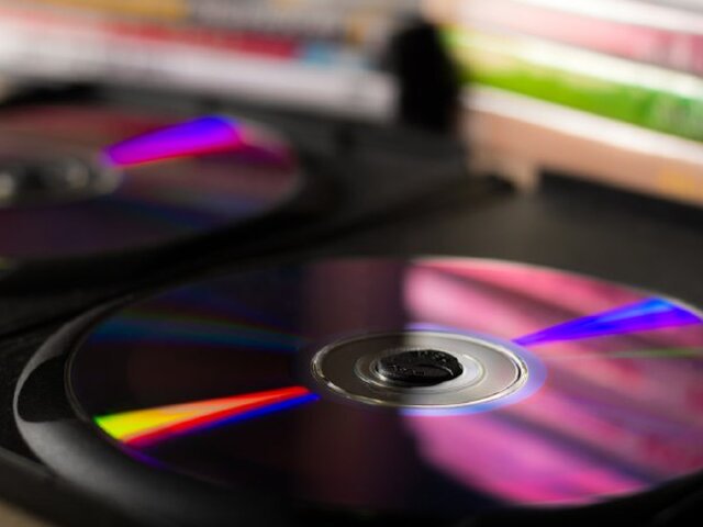 Netlfix закроет сервис доставки DVD-дисков