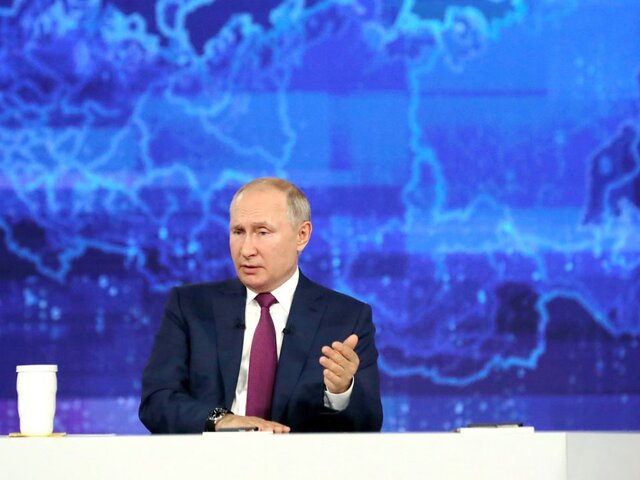 Песков заявил, что точной даты прямой линии Путина пока нет