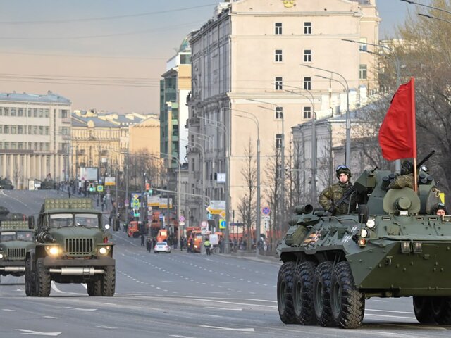 Движение транспорта ограничат на ряде улиц Москвы для подготовки к параду Победы