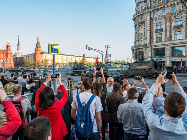 Движение на ряде улиц в центре Москвы перекроют 27 апреля, 4, 7 и 9 мая