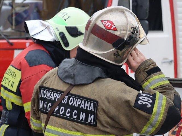Пожар произошел в гаражном кооперативе на северо-востоке Москвы – СМИ