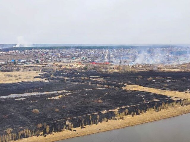 Свердловские власти выделят 95 млн рублей жителям пострадавшей при пожаре Сосьвы