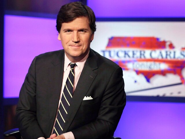 Телеканал Fox News потерял около 500 млн долларов после ухода ведущего Такера Карлсона