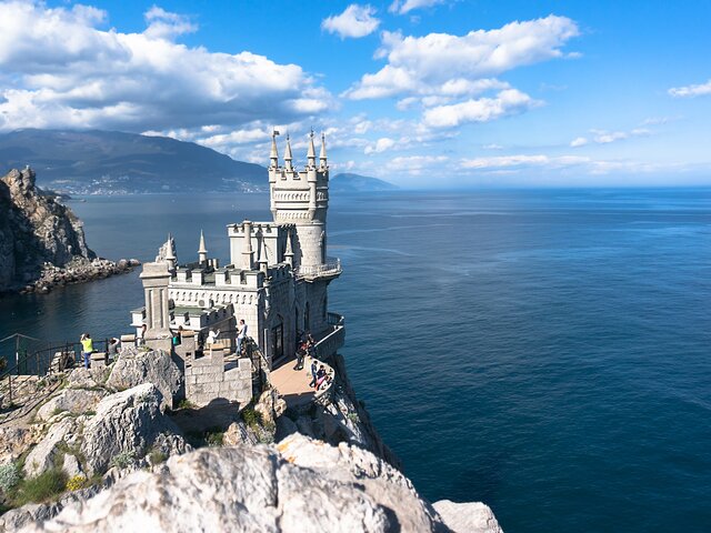 Глава Минкурортов Крыма заявил, что власти полуострова упрощают логистику для туристов