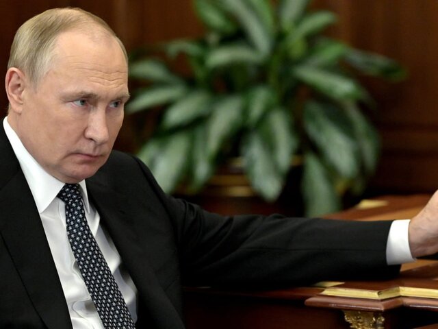 Песков сообщил о планах Путина продолжить практику встреч с главами регионов РФ