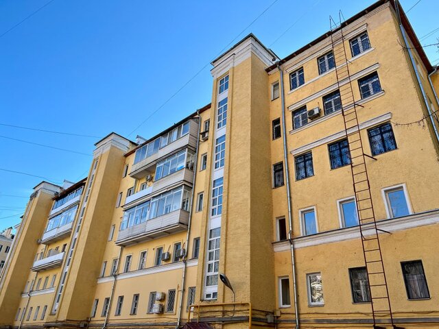 В Москве завершился капремонт фасада дома 1924 года постройки в Сокольниках